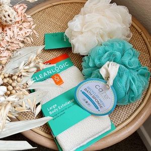 NEW Exfoliating Body Care Set Scrubber & Loofahs